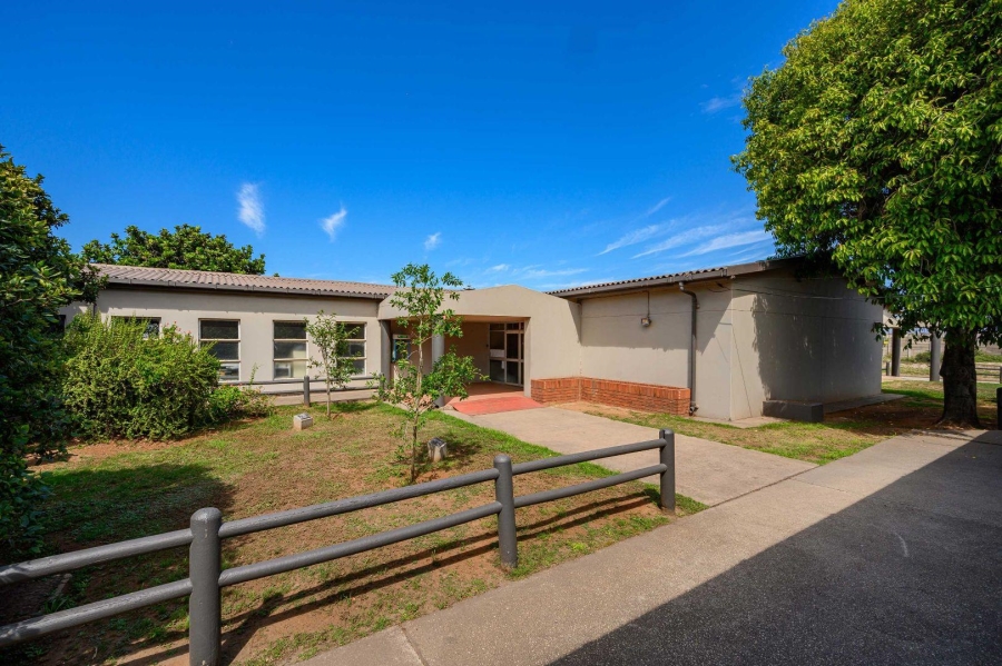 Commercial Property for Sale in Markman Eastern Cape